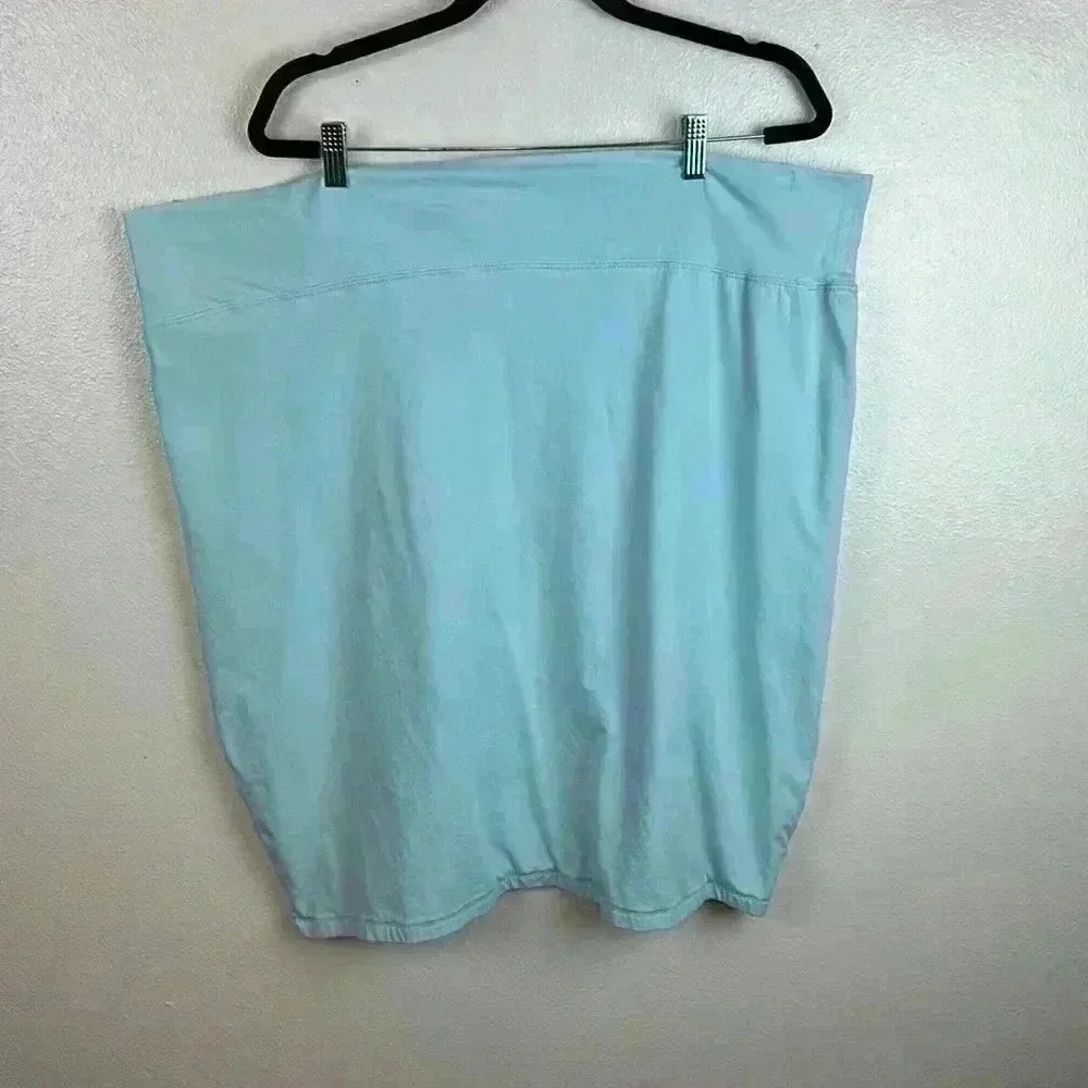 Plus size knit tube skirt 4x in light aqua